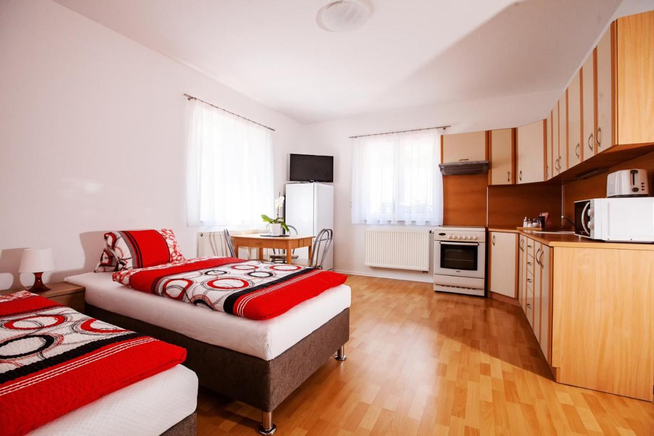 Apartmán Dominhaus Cheb Exterior foto